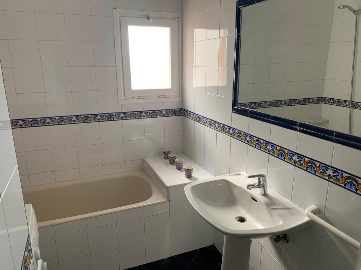 Apartamentos Rex Con 2 Camere Da Letto เอสปุญอลส์ ภายนอก รูปภาพ